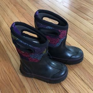 Bogs Insulated Boots toddler size 8